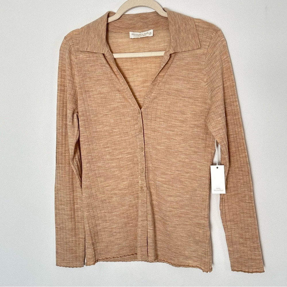 Abercrombie & Fitch Women’s Ribbed Button Cardigan 100% Merino Wool Medium New